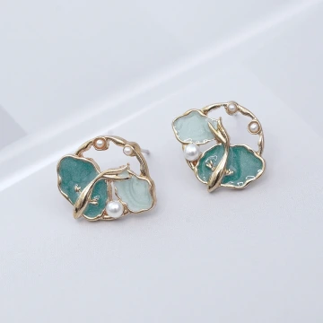小貓花兒愛心&times;單邊六套件耳環組.avif