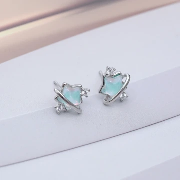 925銀針&times;棋盤晶鑽格紋&times;耳針.avif